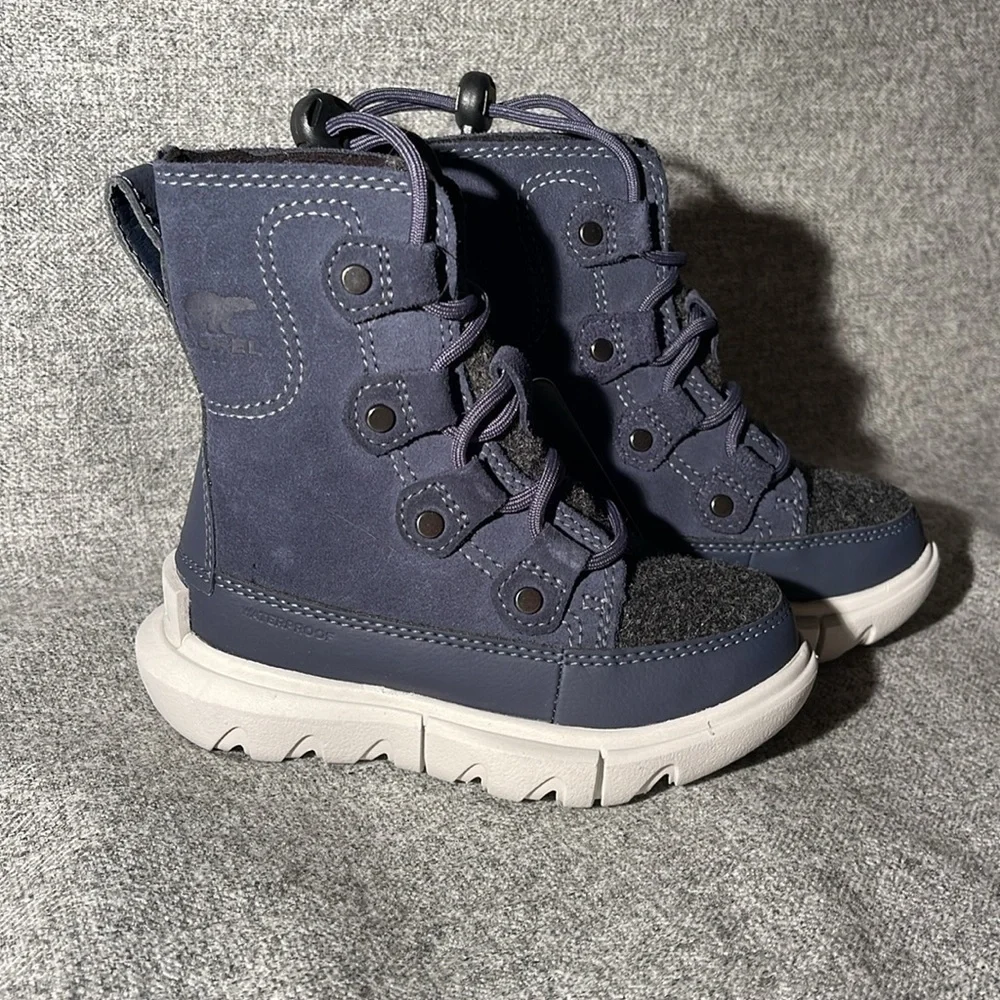 Sorel Kids Lace Waterproof Boots. NWT